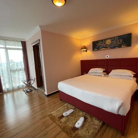 Moonlight Hotel Adis Abeba Exterior foto