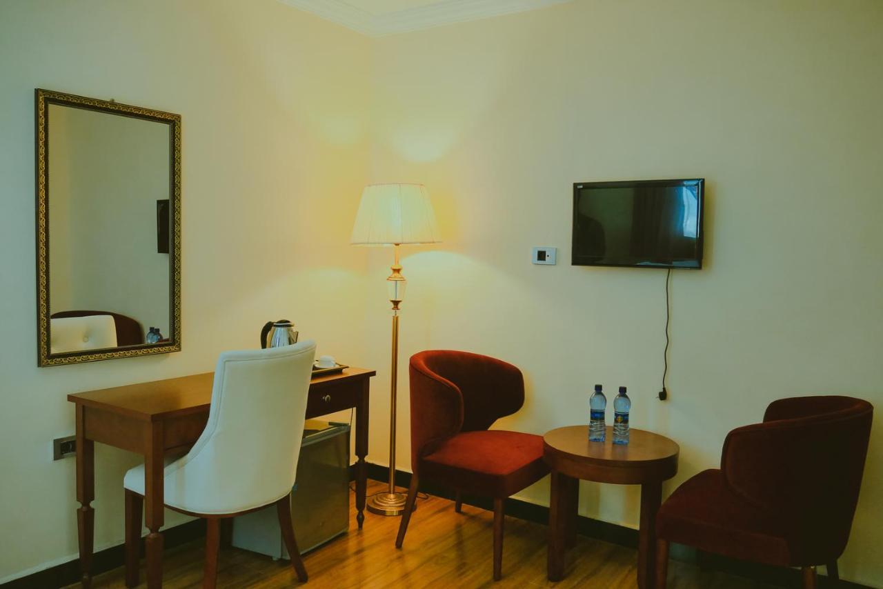 Moonlight Hotel Adis Abeba Exterior foto