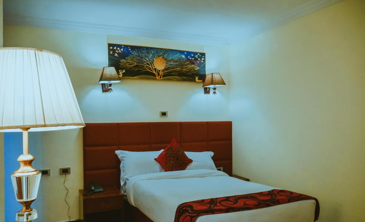 Moonlight Hotel Adis Abeba Exterior foto